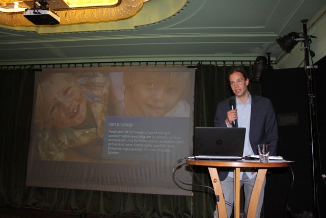 EdelmanGER's tweet image. Vortrag von Steffen Braun zum Thema &quot;Corporate Affairs Campaigning&quot; an der #HWR @HWR_Presse #Edelmanergo