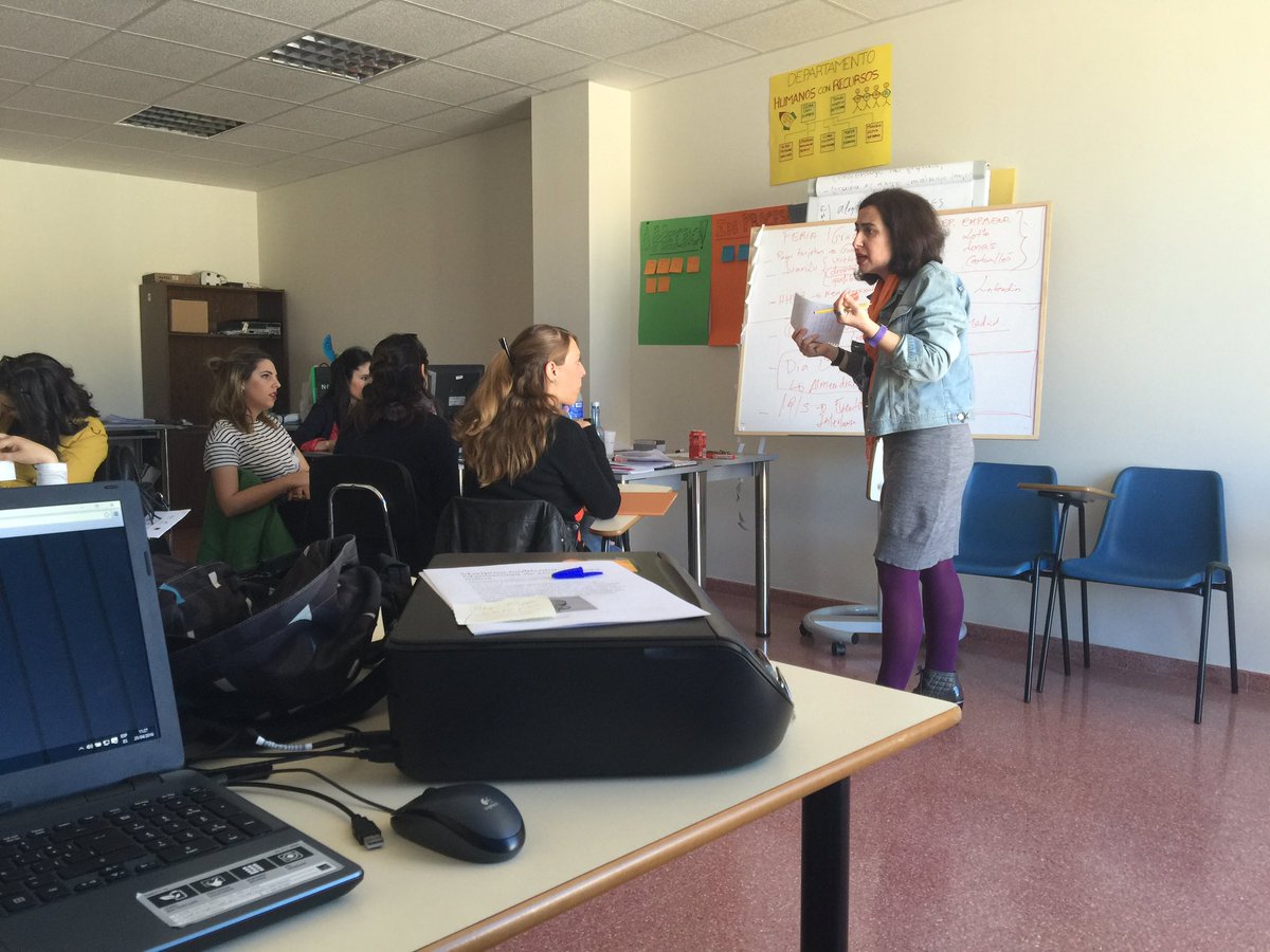 LanzaderaP_III's tweet photo. Nuevo día, nuevo lunes, nuevos própositos y nueva planificación semanal.  @fundacionTef @Lanzaderas_EES #FSE https://t.co/bMGZV9vbKz
