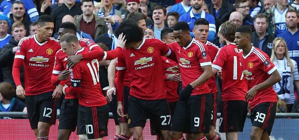 tfosumensah's tweet photo. One love #mufc 🔴🔴🔴 https://t.co/CG21RR4oNG