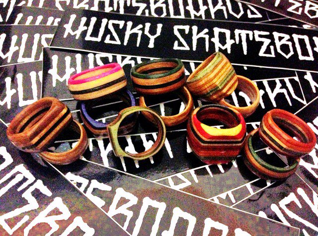 WOHOO.. Husky skate ring kita sekarang ada di <a href="/vieon/">jeff</a>.store @heavenyeah_061 &amp; @euphoriarockstore YEAAH..!!! 🍻