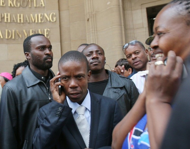 Sowetan1981's tweet photo. Mboro opens cases against Malawian prophet over dirty tricks - report
https://t.co/JHfXnOoccu https://t.co/AjboTwYwnE