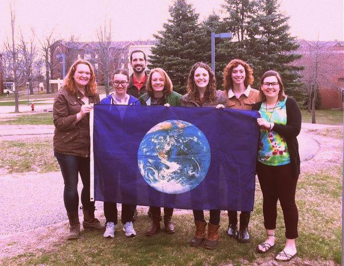 #@UNE_SASC and #UNE undergrads celebrate Earth Month.