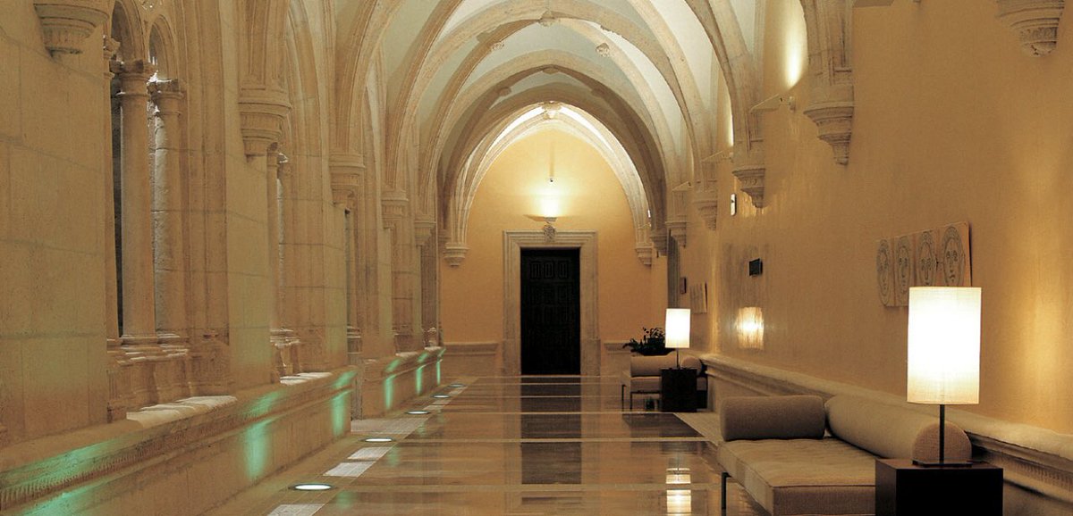 HedonistasMag's tweet photo. 🔑 Estos 11 hoteles de España te harán desear viajar hasta ellos  
https://t.co/jTWTTkTxiy https://t.co/YNwdtrri0R