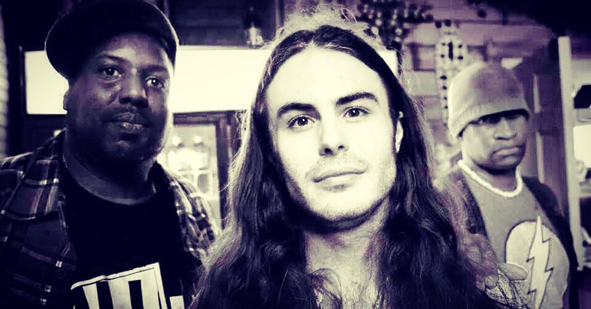 CrowBelcher's tweet photo. I luv @3rdclassmusic #folkHop #IIIRDCLASS #Nashville #MusicCity #CrowsCreativeNest #undergroundmusic #indiemusic https://t.co/qQT2gmu3jn