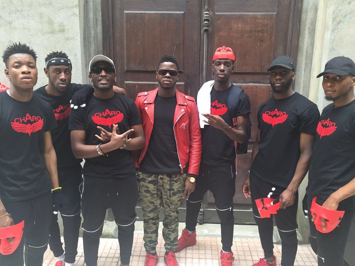 SvenGeR_Tunechi's tweet photo. LES NUMERO UNO D UNO ! ๐ #VIPASQUAD #VIPAJIZ https://t.co/052Li4rlOQ