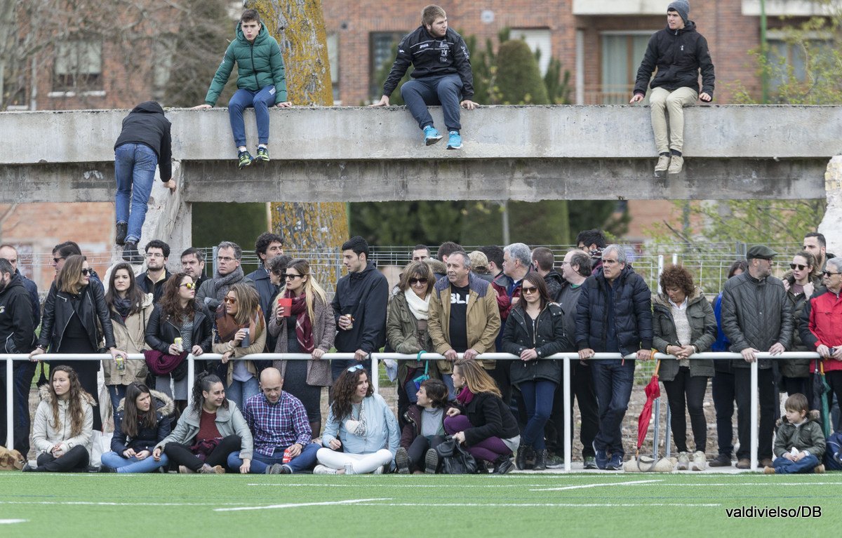 fotografiaDB's tweet photo. GALERÍA del UBU-Zarautz #rugby https://t.co/uzpZTgvHRV Los burgaleses toman ventaja (15-12) https://t.co/TEmbQlu6xL https://t.co/hVyVo9olDq