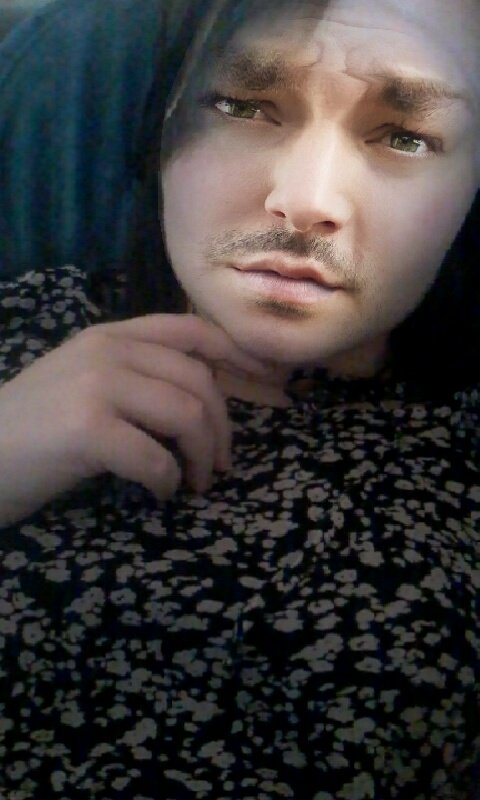 AdelineFqb's tweet photo. @Laux_Kecz @kevadamsss  Se matin j'me suis levé j'avais la tête a Kev Mdrrr 💖💖 https://t.co/CoTtidcxbY