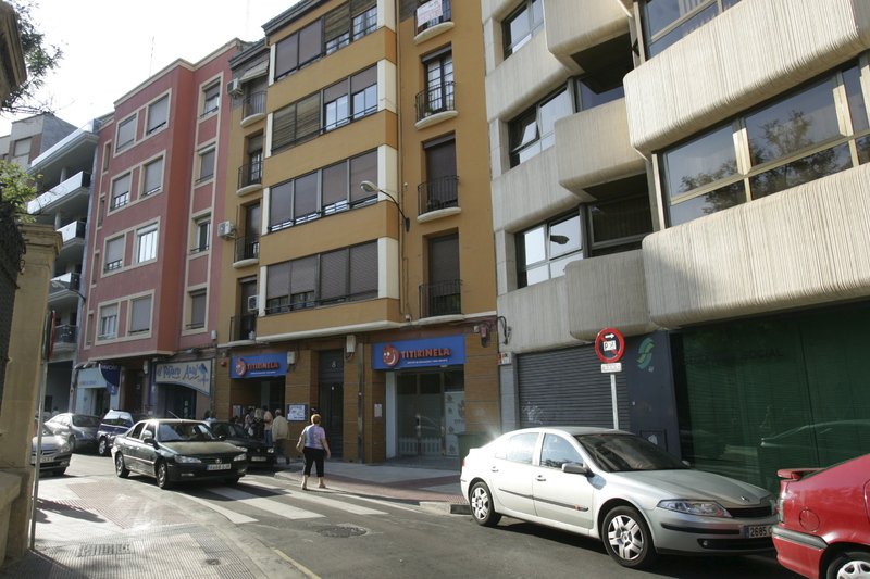 heraldoes's tweet photo. Zaragoza quiere captar las viviendas vacías de la ciudad para #alquiler social https://t.co/dF0RcXlJeQ #vivienda https://t.co/3zaGRIdUjW