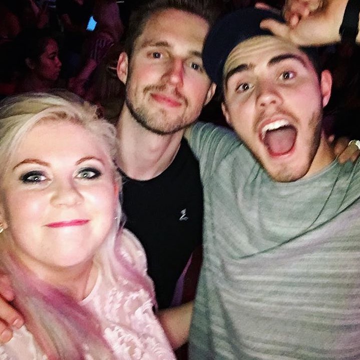 pointlessmarky's tweet photo. can we PLEASE make #malise a thing ππ @SprinkleofGlitr @MarcusButler @PointlessBlog https://t.co/2TTaHgxa4C