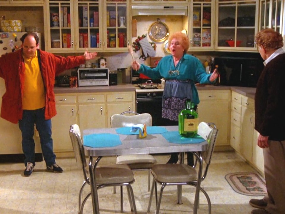 "I wanna know what we did to them!" “The Raincoats, Part 1” is on #Seinfeld tonight! https://t.co/1rqnghJSOb