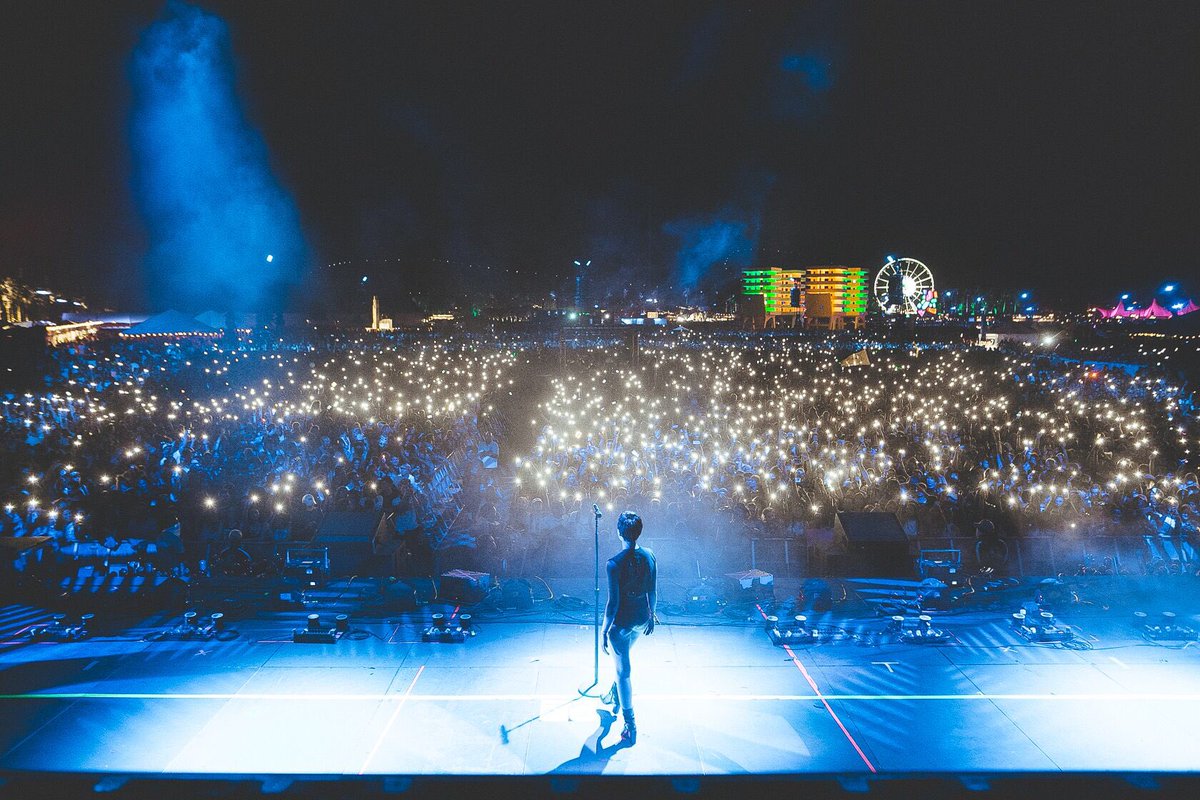halsey's tweet image. my heart, coachella 👽💕