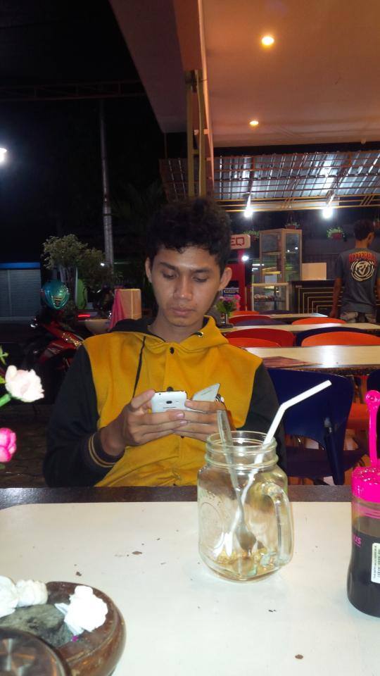 AwanVicho tweet picture