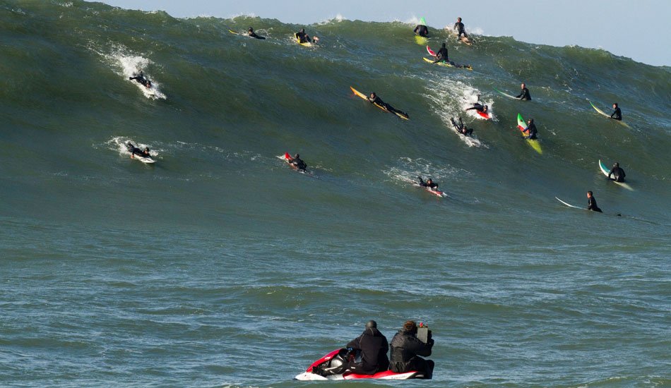 InterestArb's tweet photo. #ChasingProfits becoming more like #ChasingMavericks https://t.co/IUoo0LscIz