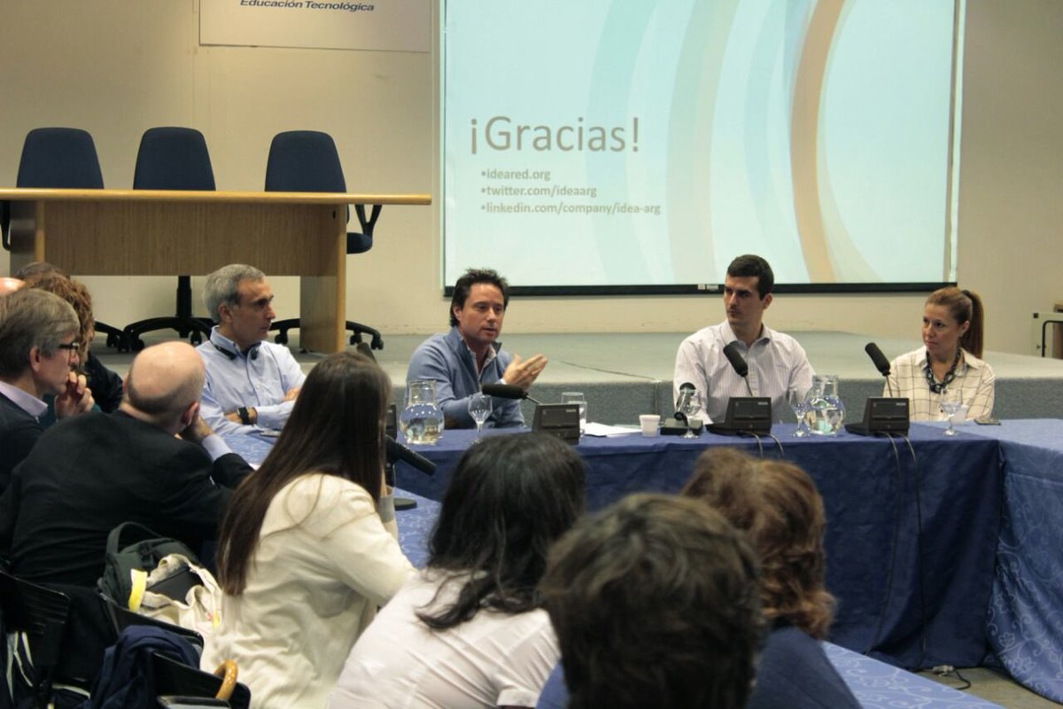 INETetp's tweet photo. Con Luis Aragón y Matías Álvarez de @IdeaArg y @gzinny hablando s/#EducaciónTécnicoProfesional y trabajo en el #INET https://t.co/eUgEBzBjjO