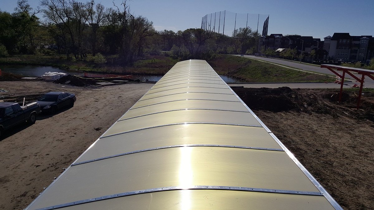 RBI_Structures's tweet image. New Tommy Car Wash vacuum canopy features a
cool-blue heat stop acrylic roof in Overland Park, Kansas @tommycarwash