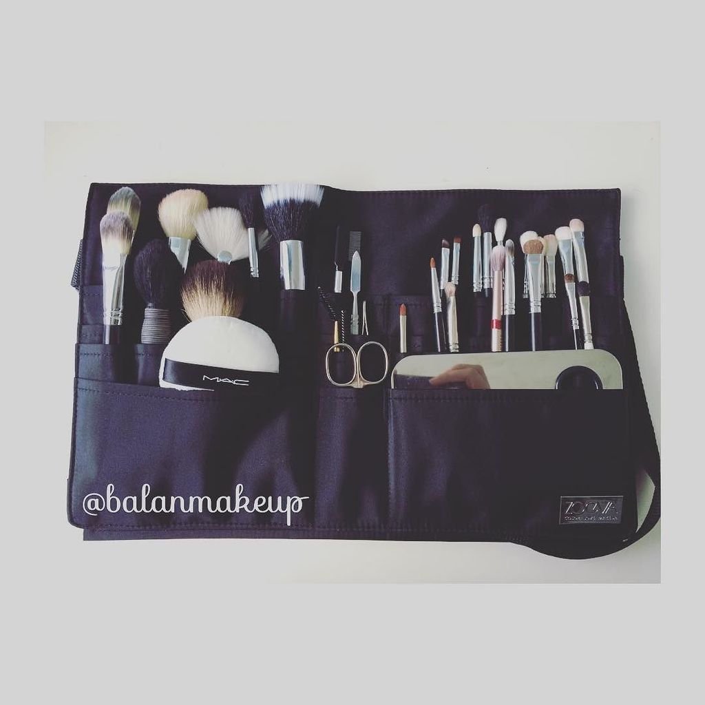 RomnaAacevedo's tweet photo. Upgrading my #promakeupkit with this @zoevacosmetics brush belt from @maquillalia ... So happy with it!💕 Mejorando … https://t.co/1WtQUNeZRG