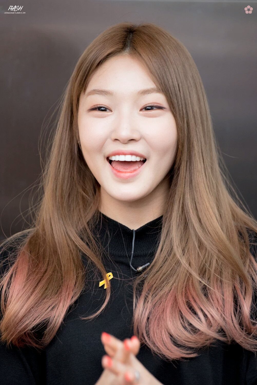 its kinda wrong to critize Chungha for having too much plastic surgery