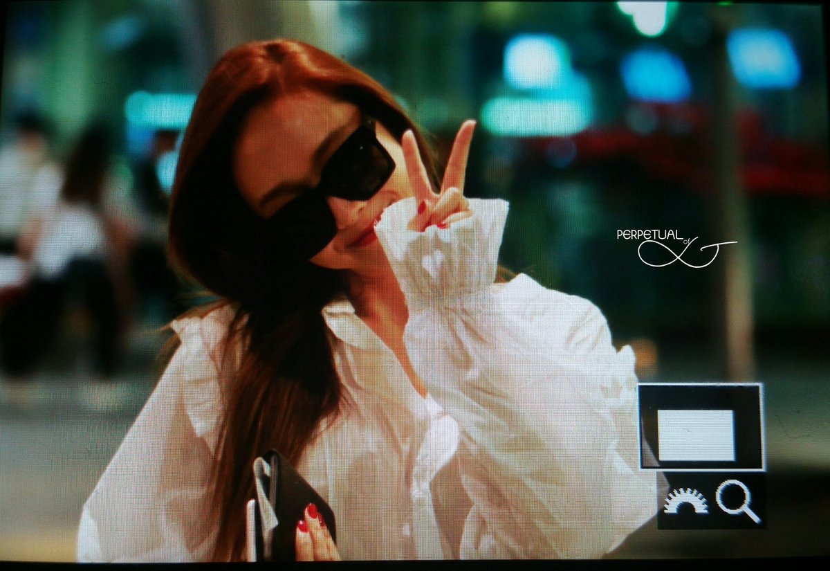 [PIC][25-04-2016]Jessica trở về Hàn Quốc vào tối nay Cg5LbCjUgAA9N9y