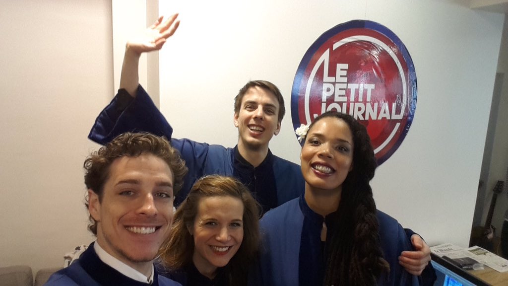 Hommage à Prince au petit journal avec Catherine et Liliane !
#purplerain