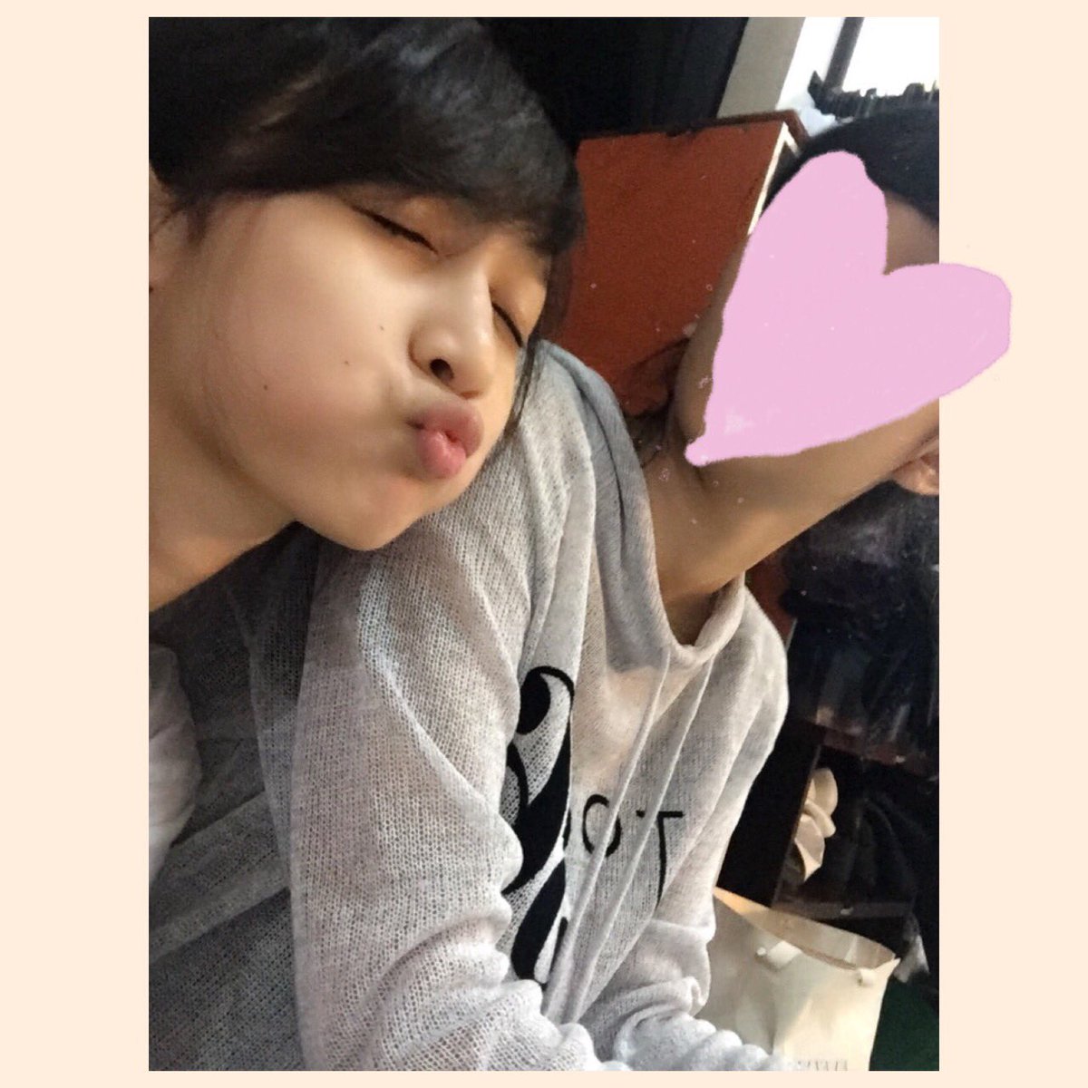 ayanashb0306's tweet photo. Selesai latihannnnnnn>.< hehhehe sampe ketemu di theater hari rabuuu~ https://t.co/KvVtSvBvCy