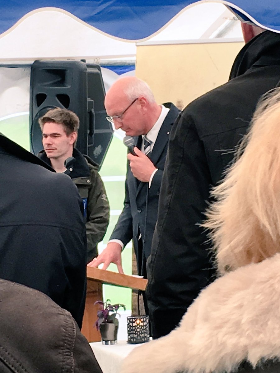 Overdracht van #Arboretum <a href="/PoortBulten/">Poort Bulten</a> van <a href="/regio_twente/">Regio Twente</a> -> @Natuurmonument vanmiddag. Mooie woorden. Prachtig park.