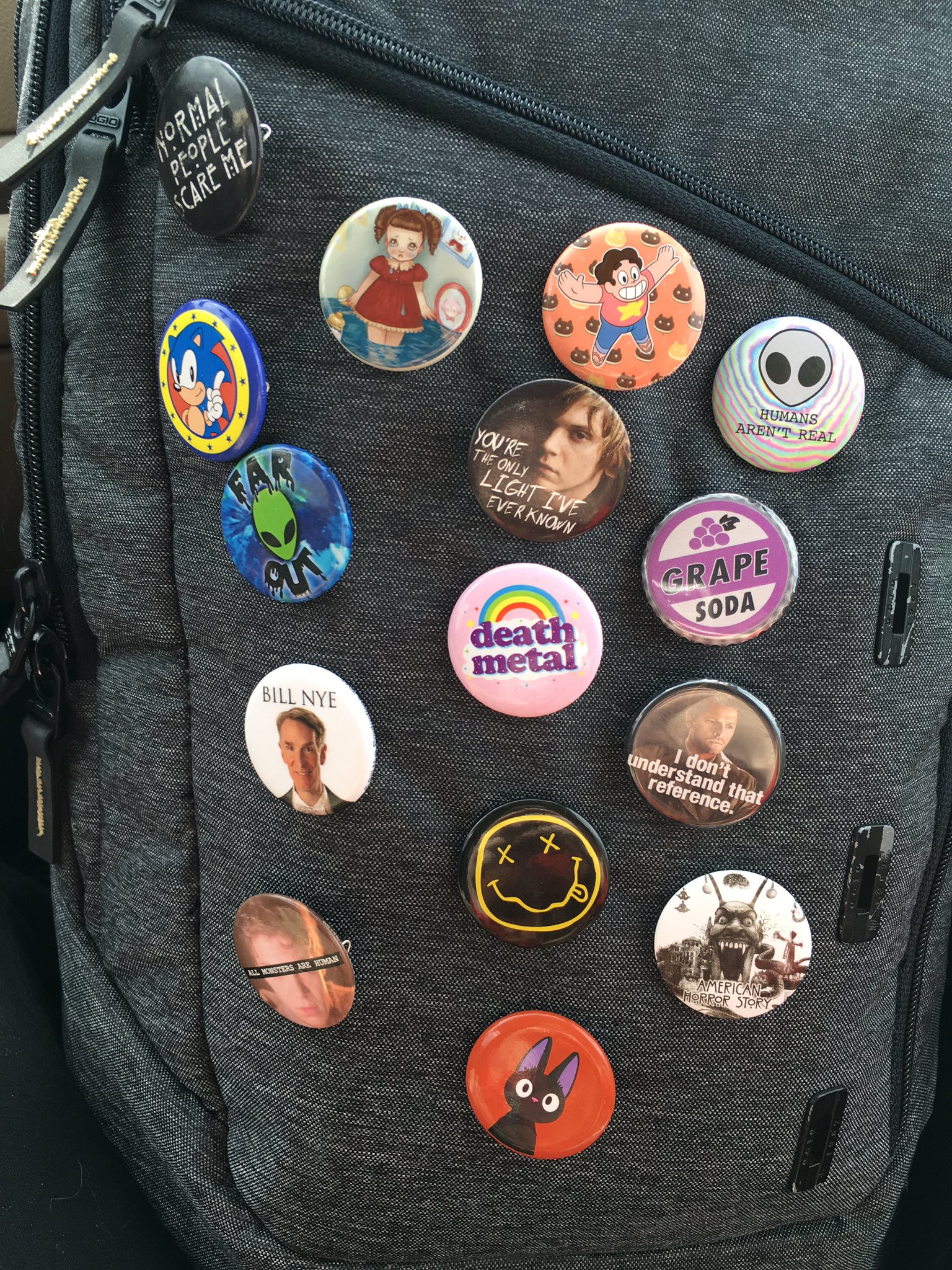 Hot Topic on X: RT @beaniestealer: 15 @HotTopic pins on my backpack and  counting!! ❤️🤘💀  / X