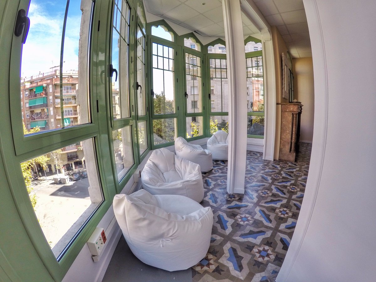 fabricasingular's tweet image. Nuevo espacio para nuestros #showroomstore en Bcn, próximo 22/mayo
lafabricasingular.com