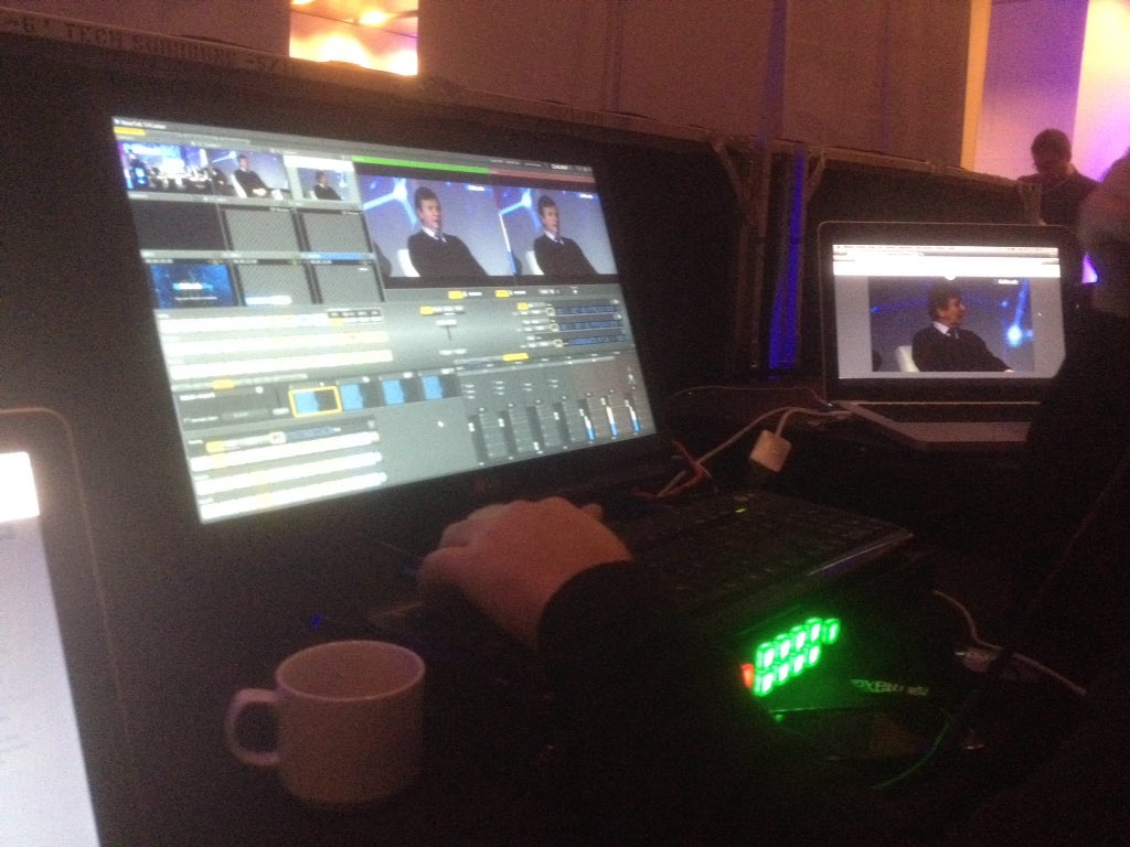 SoporteEditrade's tweet photo. #EdiDay backstage https://t.co/VfubW0KpiU