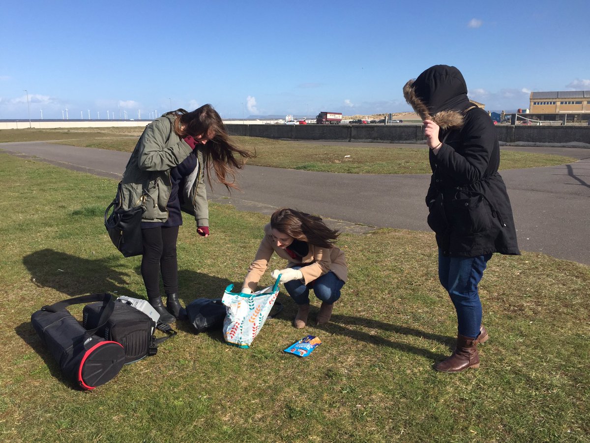 HelloHartlepool's tweet photo. We're preparing for our event at 5.30. Come along to Hartlepool Hounds! #seatoncarew https://t.co/5uYlvSo4Rl