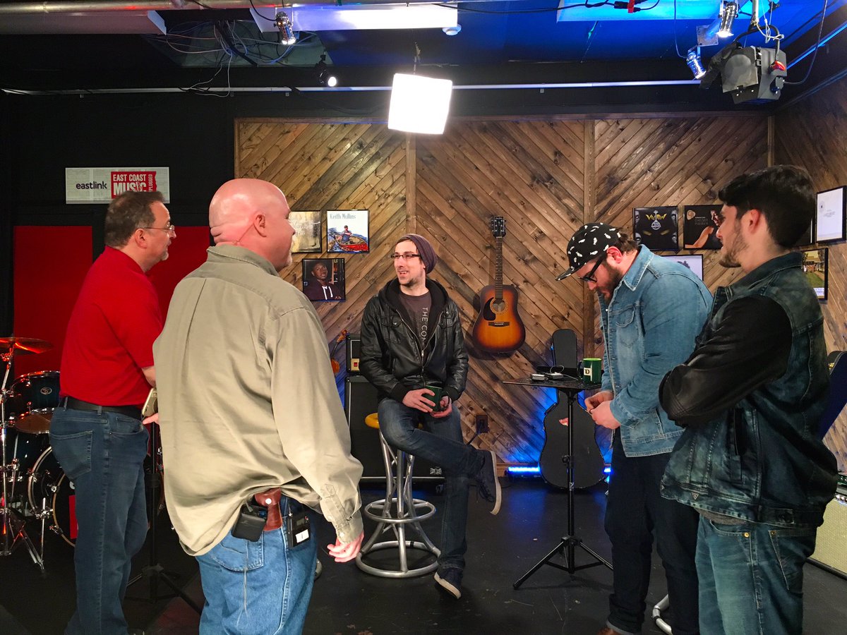 Rainoverband's tweet photo. All smiles at @Eastlink in Sydney last weekend for #ecmw2016 https://t.co/JvhpiWlsot