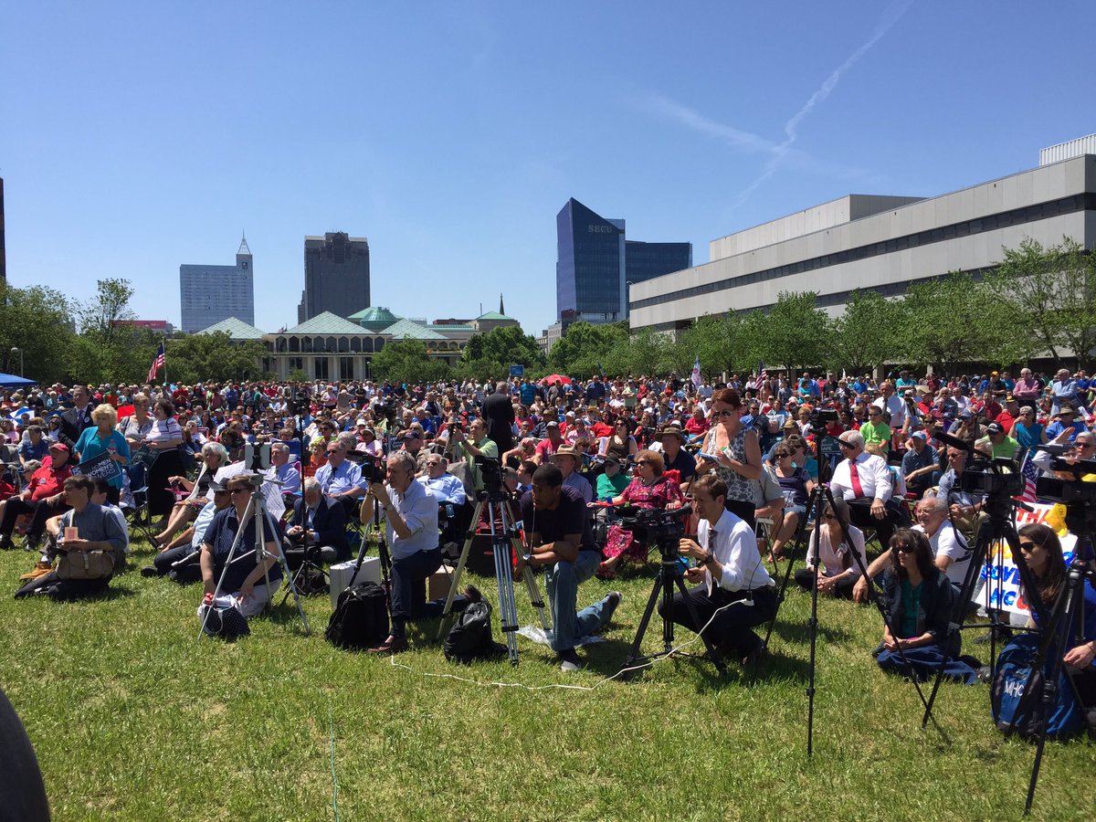 NCConservatism's tweet photo. Thousands rally behind HB2 in Raleigh happening right now https://t.co/cXEu3kjIrF
