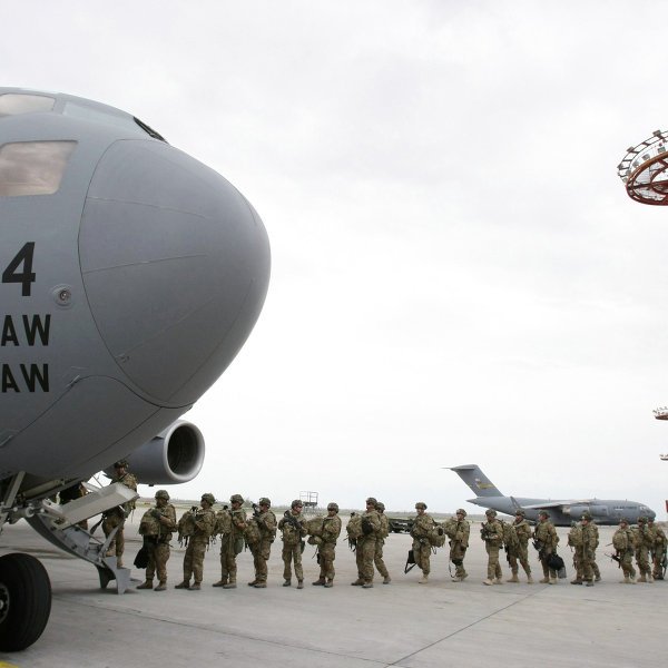 lancefeed's tweet image. СМИ: президент США в понедельник объявит об отправке 250 военных в Сирию Чернобыльской АЭС #новости