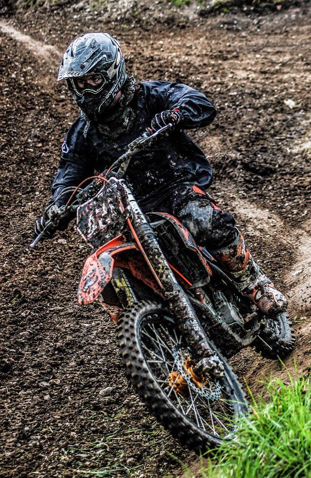 JeanStephens66's tweet photo. From dry and dusty to wet and muddy @ScottTc250 #firstraceoftheseason #ktm420 #experts #mx2016 https://t.co/gNieDVxJ6C
