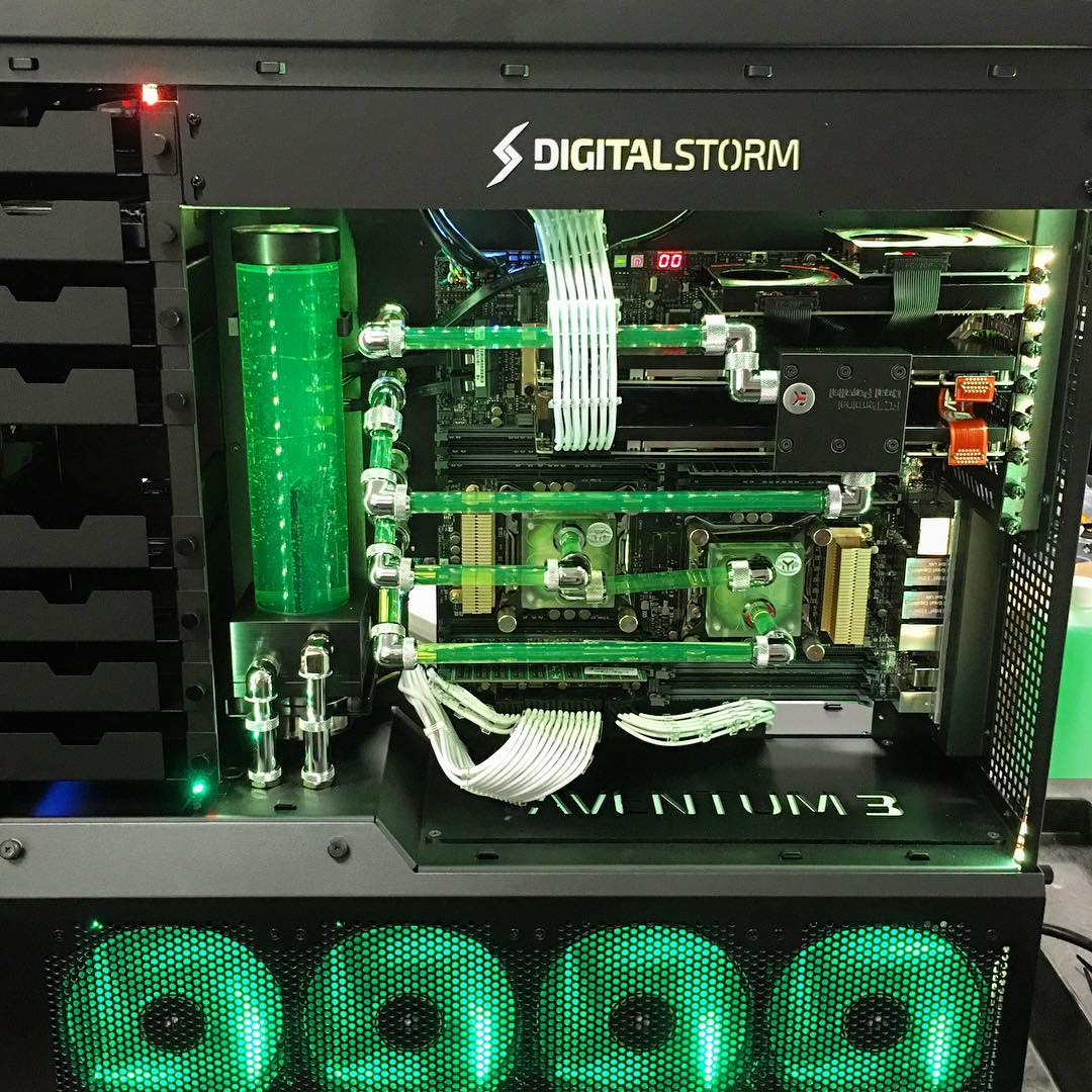 DigitalStormPC's tweet photo. Green Lantern Anyone?
#digitalstormpc #dscanada #aventum #CustomPC #pcgaming #liquidcooling https://t.co/LGSiDNazZO