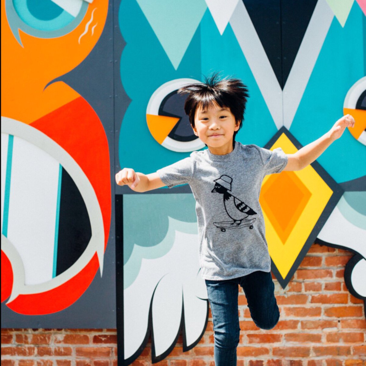Somewhere in #VeniceBeach! Thanks @nickisebastian <a href="/kirakids/">KIRA</a> for this super fun photo session! ❤️ #california