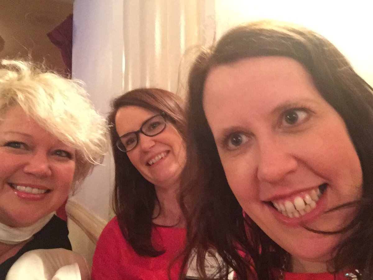 Grabbed face time w/ <a href="/susaneschulz/">Susan Schulz Wuornos</a> <a href="/meg_in_blyn/">megan schulz</a> #Matrix16