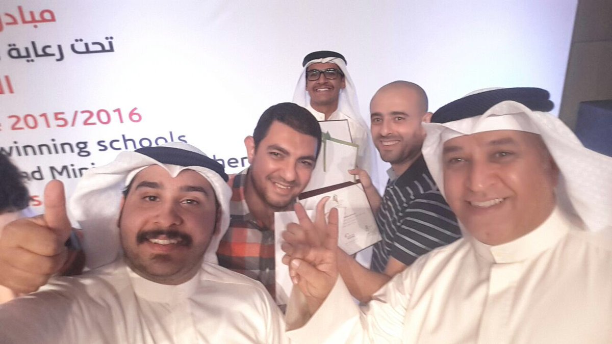ns_bio_'s tweet photo. فوز مدرسة ناصر عبدالمحسن السعيد باختيار الحكام في مسابقة البيئة و مشاركة المدرسة بخمس مشاريع مختلفة.. https://t.co/P0uwKt4cnd