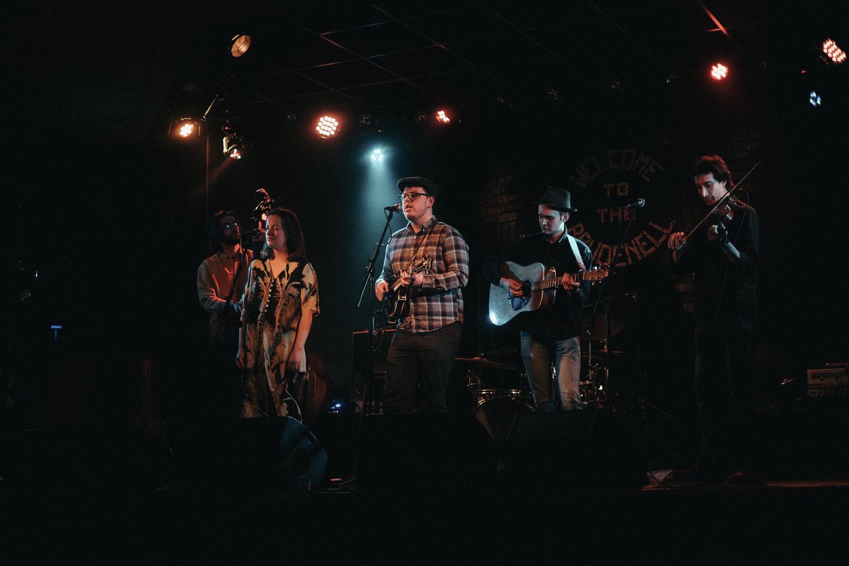 redsparrowfall's tweet photo. Great pic of last week's gig at @Nath_Brudenell by @chloegrayson!
#folk #mandolin #leeds https://t.co/AWU9rj5NMW