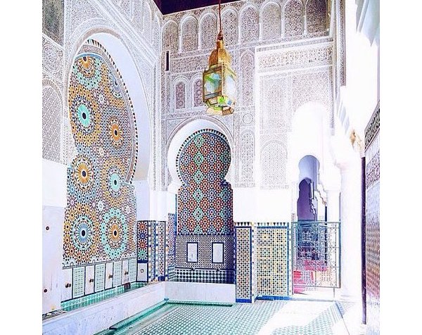 MarocTopNews's tweet photo. La beauté des bâtiments chez les marocains .. https://t.co/tnKXBqnaOA