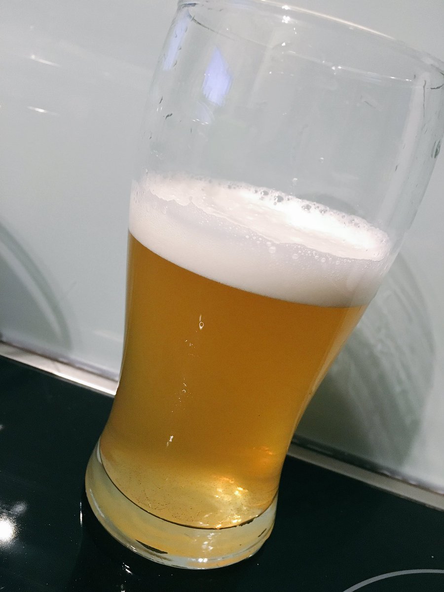 handgebraut's tweet photo. schon fast Fertig... Ein leckeres "Helles" perfekt für die kommenden wärmeren Tage https://t.co/YjpNXSt0eU