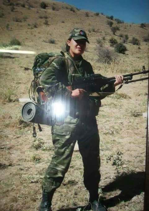 Güneydoğu da şehit düşen ilk kadın askerimiz ,Astsubay HAMİYET ALAÇAM AKSOY.Allah rahmet eylesin.Mekanı cennet olsun