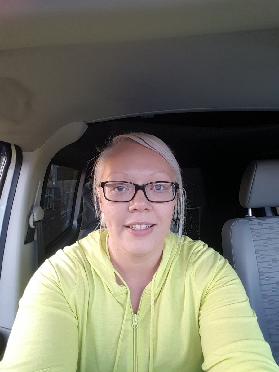 lyndsey tweet media