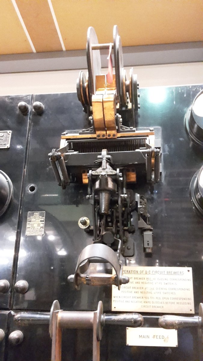 ScienceAndCity's tweet image. Now THAT'S a circuit breaker. Thanks to @ltmuseum for hosting a brilliant Depot Open day at the w/end. I loved it :)