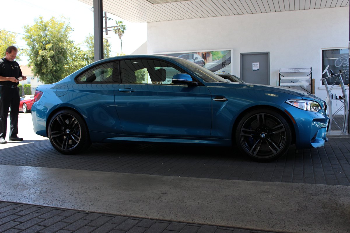 BmwShermanOaks's tweet photo. The all new BMW M2 visited our lot over the weekend and got introduced to its predecessor E30 M3! https://t.co/XiNcHqQsKI
