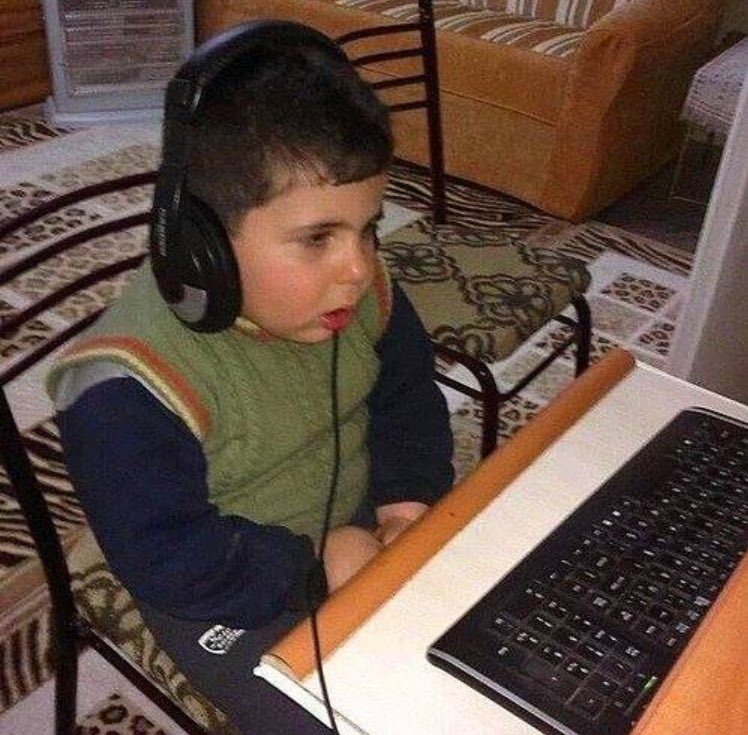 Mrsafroditizm's tweet photo. Tamlaynda güzel kızlar görünce aynen böyle oluyorum... https://t.co/KU5TIOR7Et
