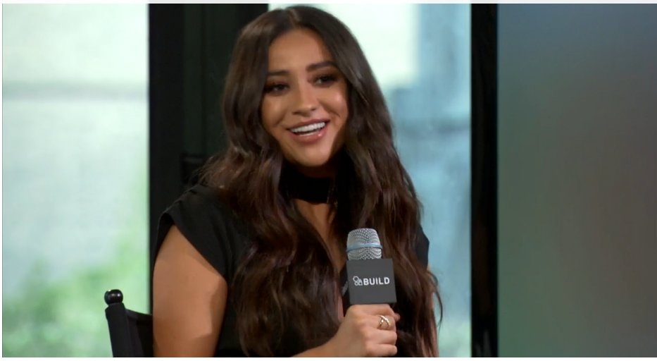 BUILDseriesNYC's tweet photo. "I love social media!" @shaymitch talks about her #Youtube channel and her #Shaycations #MothersDayMovie #ThisisAOL https://t.co/opFeMznont