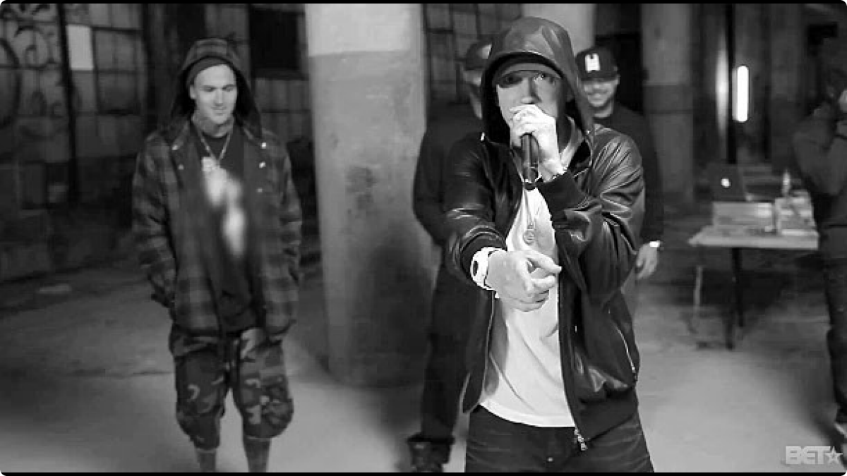 EmineminfosFR's tweet photo. "Oubliez les rumeurs de ma retraite, ça n'arrivera pas. Je rapperai jusqu'à ce que mon corps se décompose." Eminem https://t.co/NV5lmW8J2s