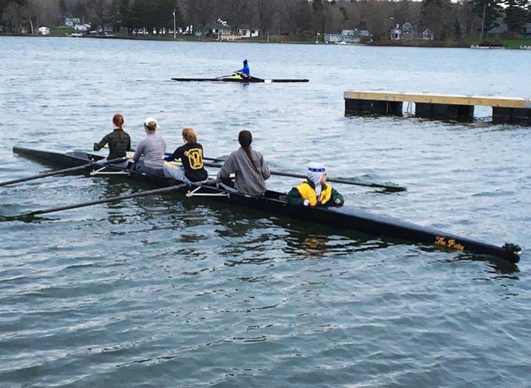 OswegoStateCrew's tweet photo. Women's V4 Ingrid(4), Stef(3), Heather(2), Julia(1), &amp; Sarah(cox) preparing for NYS Championships on Saturday! https://t.co/Mwhou1NVfg