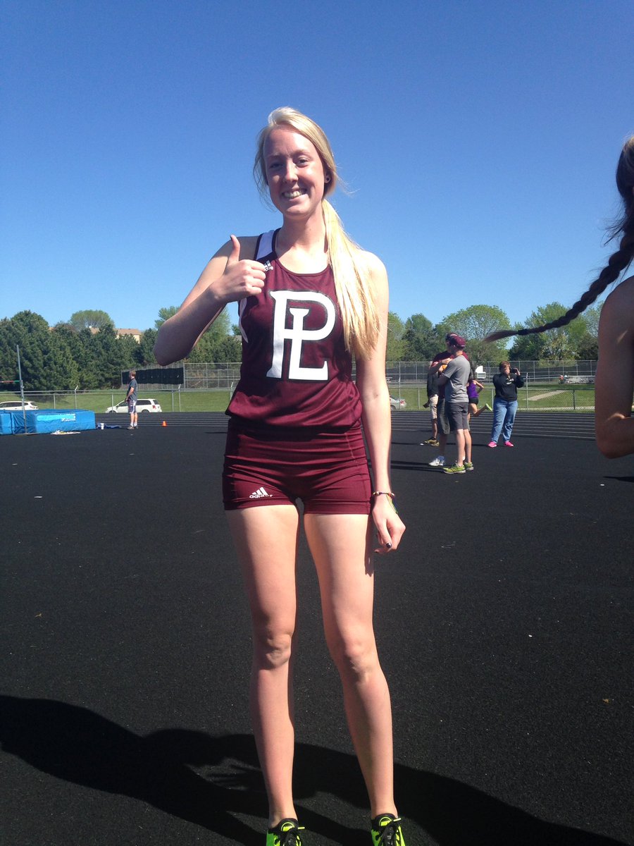 PapioGirlsTrack's tweet photo. Pike with a 4'10 PR https://t.co/d3PDSuKMcj