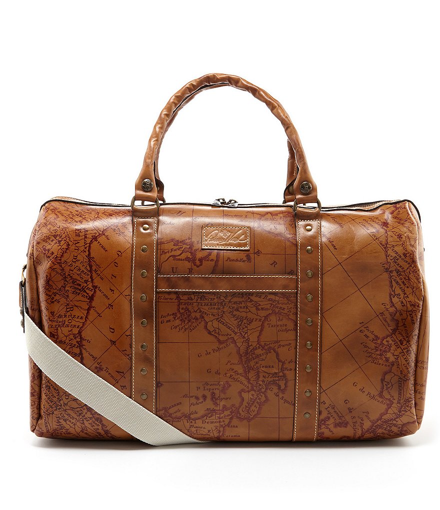 ImTakingOffBlog's tweet photo. I am in love with this @PatriciaNashBag weekender bag! 😍😍 https://t.co/frorOmEW85